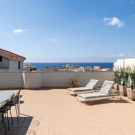 Attico In Centro Con Terrazze Vista Mare