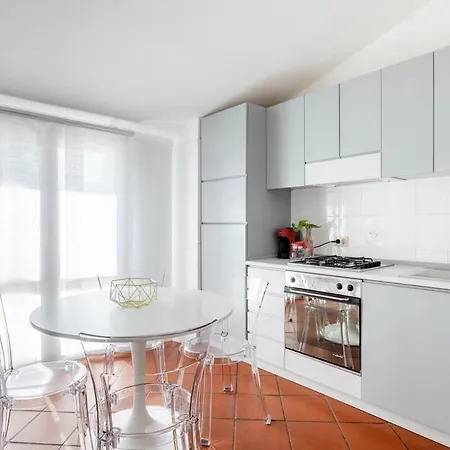 Attico In Centro Con Terrazze Vista Mare 公寓